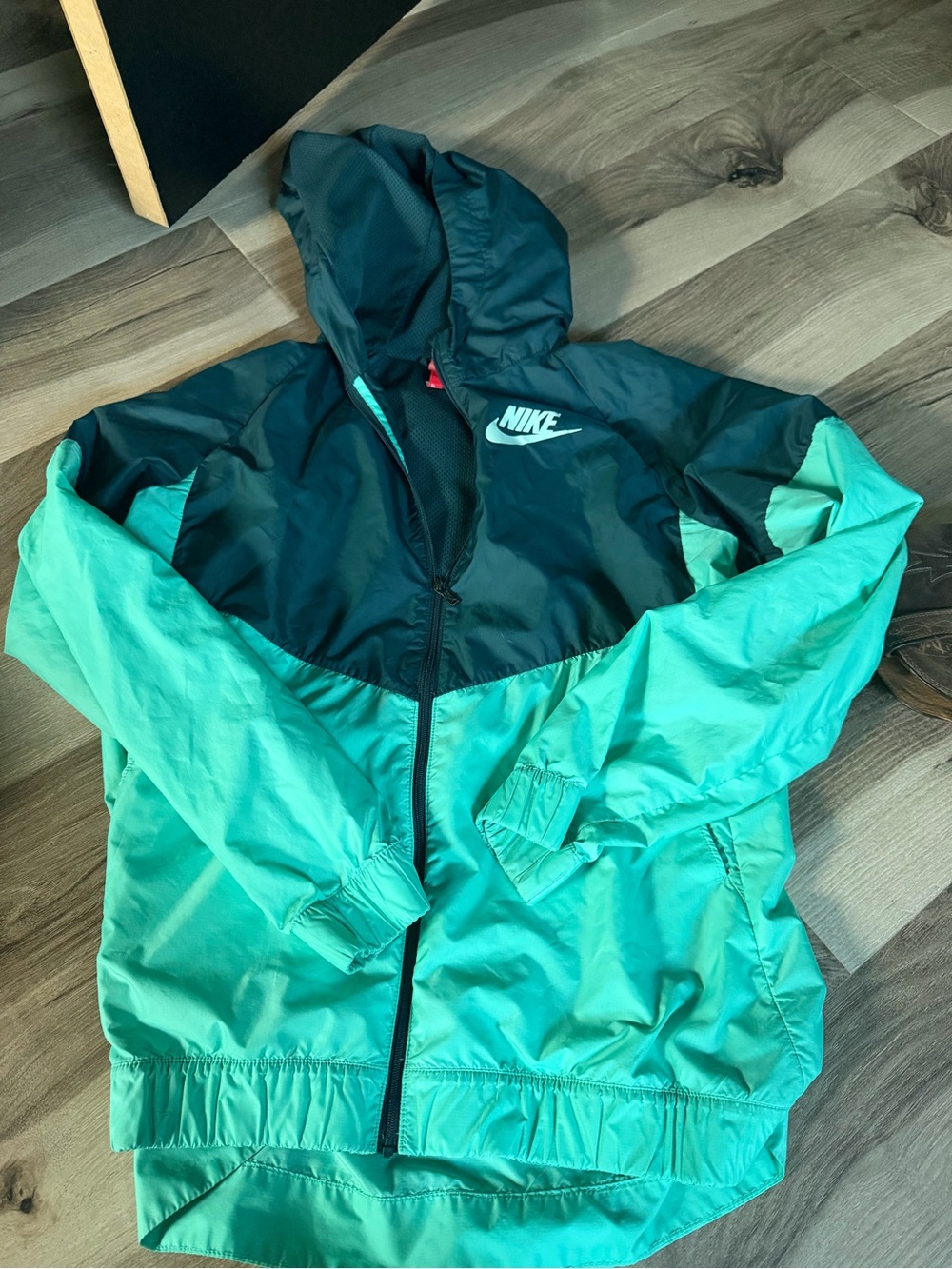 Kids Nike Windbreaker